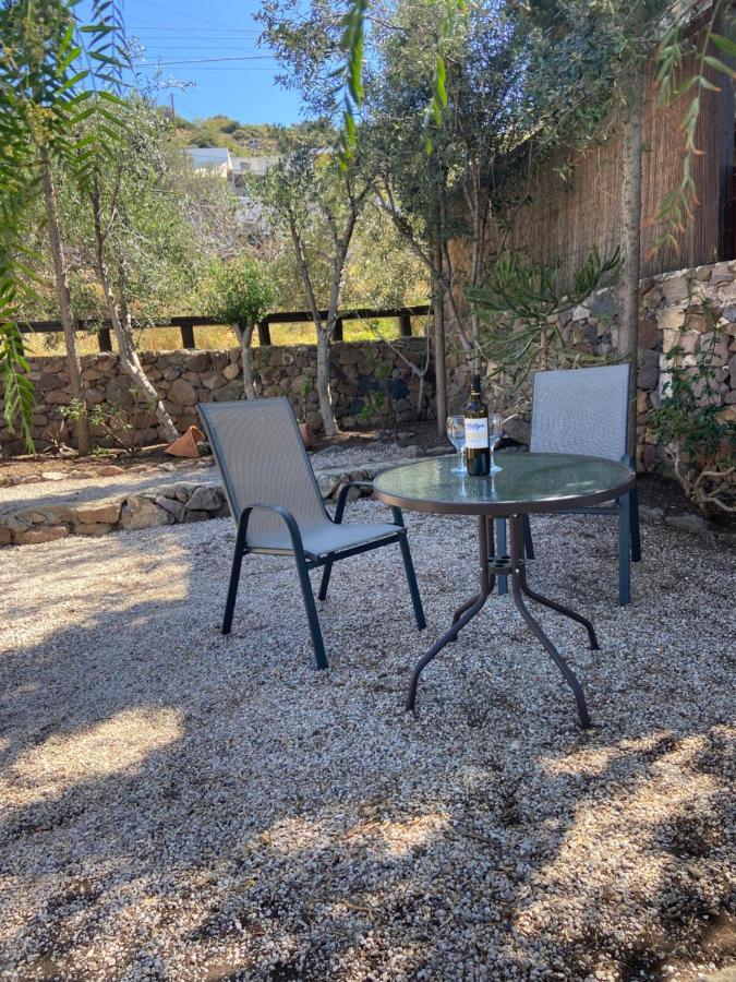 Pepper Tree Aegina Exterior foto